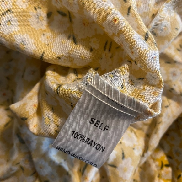 Womens or juniors yellow maxi dress - Picture 8 of 12